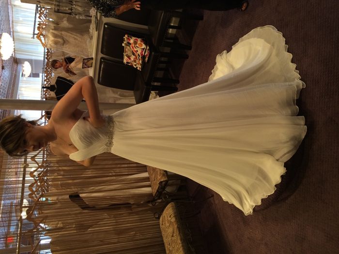 I can finally participate in DRESS POSTS!
