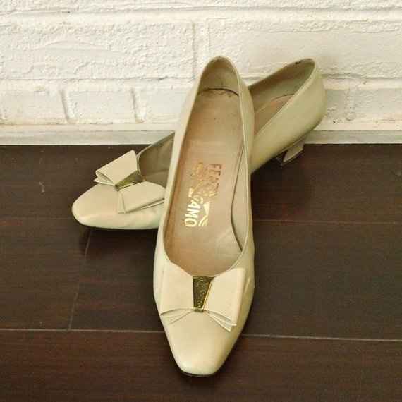 FEAST YER EYES...more shoes