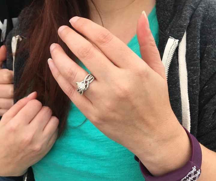 It's Super Official!! I've Got My Ring!!