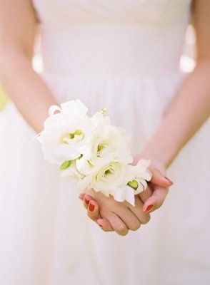 what flowers go with this?