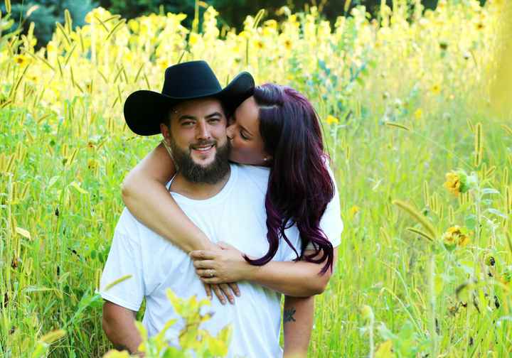 Engagement  photos offered by photographer ....i feel like its a little late in the game - 12