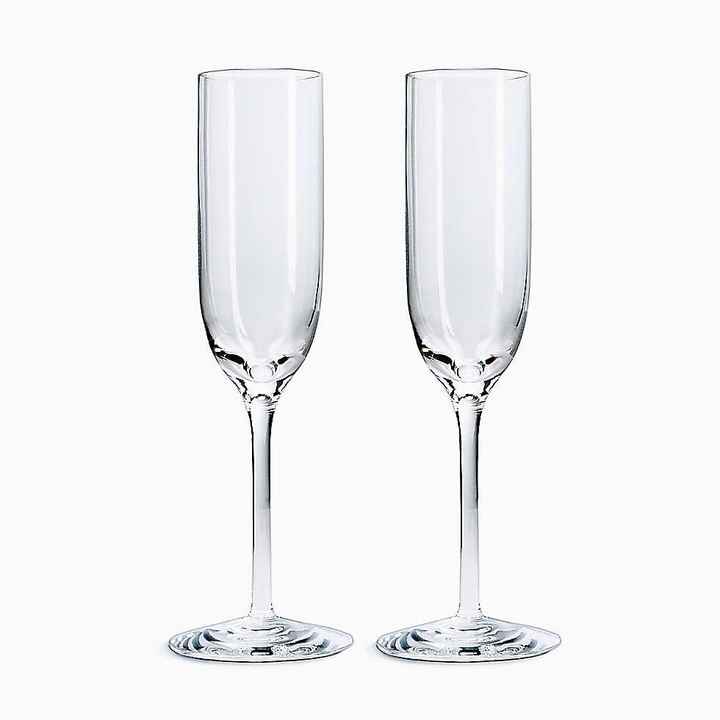 Show me your champagne flutes!