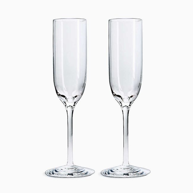 Show me your champagne flutes!
