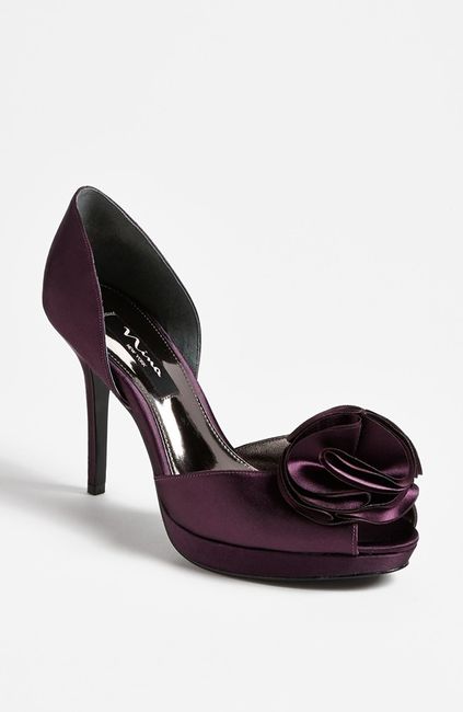 Show me your shoes.. Please!