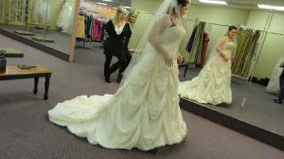 I found my dress!! (pics!)