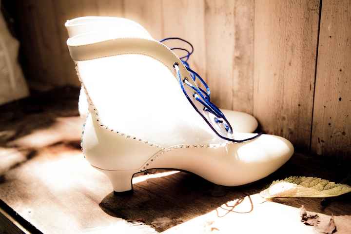Inspire fellow brides with your DIY's!  Show us your projects pretty please with a cherry on top!