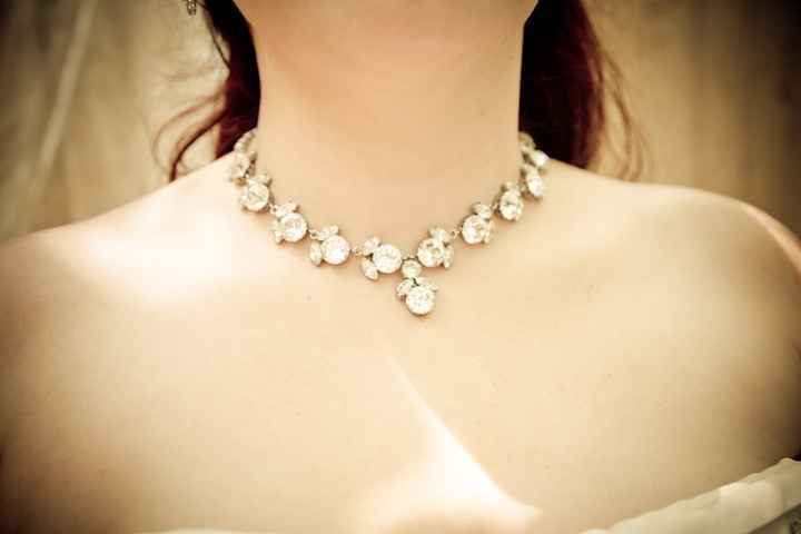 let me see your wedding dress accessories!