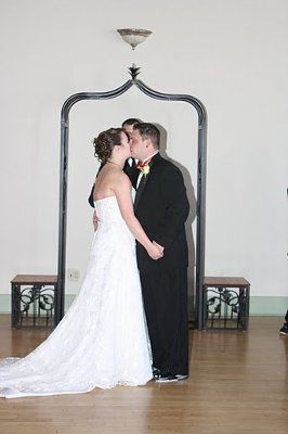 back and married!! pics!