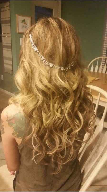 Show me your hairpieces no veil