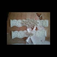 Show off your garter!