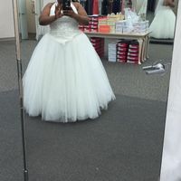 I want to see dresses!