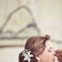 Flowers for hair - have pic but can't find!