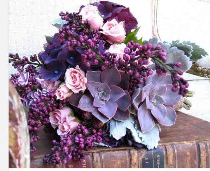 Succulents as main flowers..