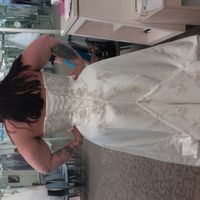 Lets see those dresses!