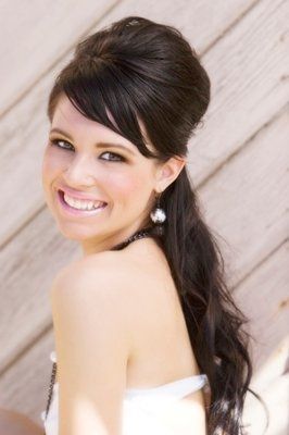 PLEASE help with hair suggestions ladies. I am running out of time :(