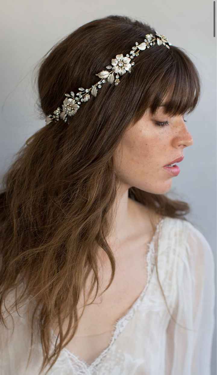 Bridal hair accessory for engagement pictures? - 1