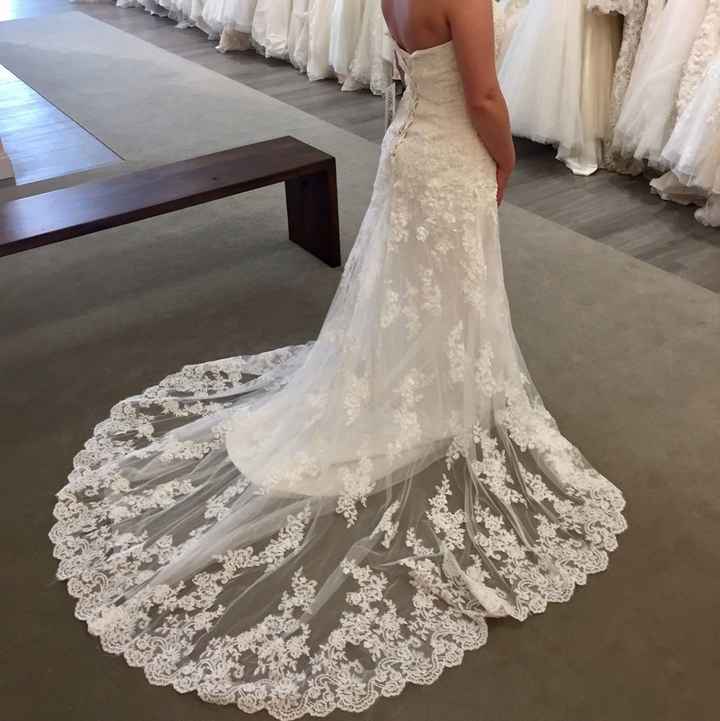 Show me your dresses!!