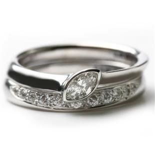 How did he propose & Show off dem raaangs!