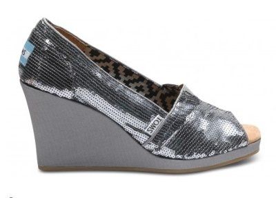 Spinoff- It's the thing to do! Heels...........