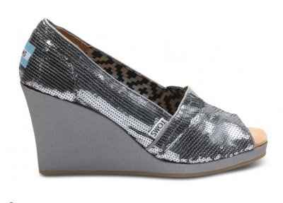 Spinoff- It's the thing to do! Heels...........