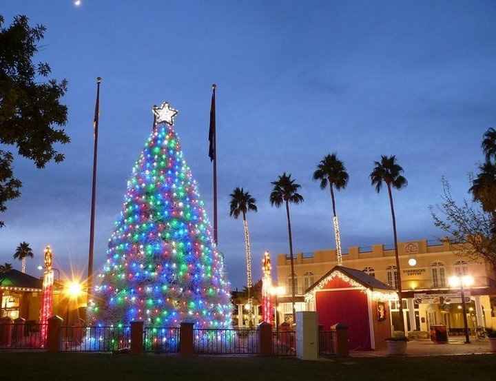 December 2012 Brides.... Check in!