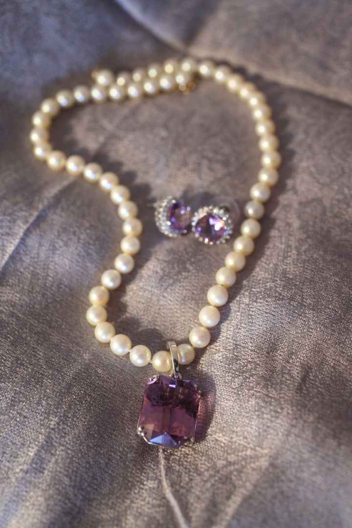 Will you be wearing a special piece of jewelry on your wedding day?