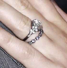 Does anyone out there have mismatched wedding bands?