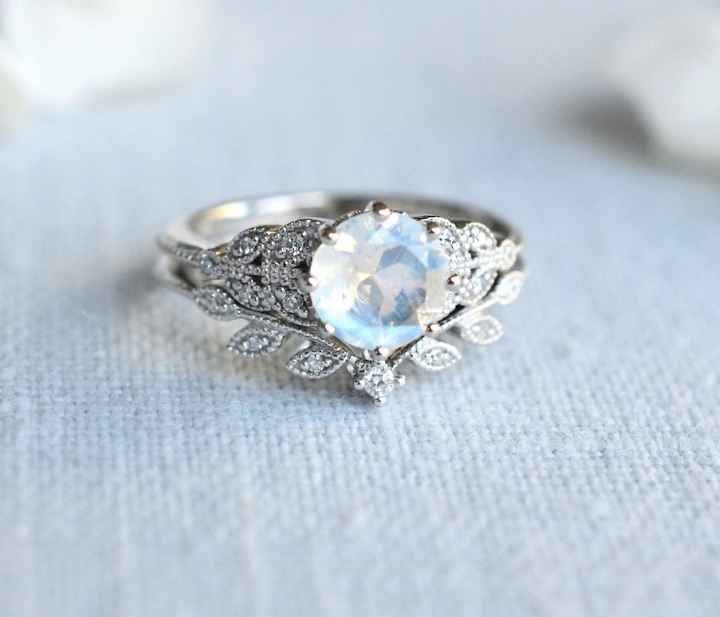 Brides of 2022! Show us your ring! - 1
