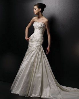 Show off your dress's ladies.