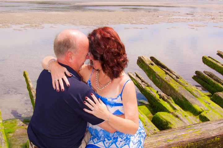 Engagement pictures...no link this time...LOL ;-)