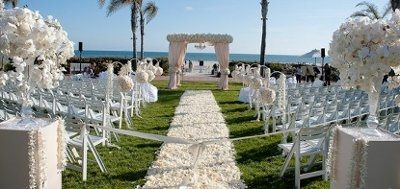 Honest opinions on ceremony decor needed! :)