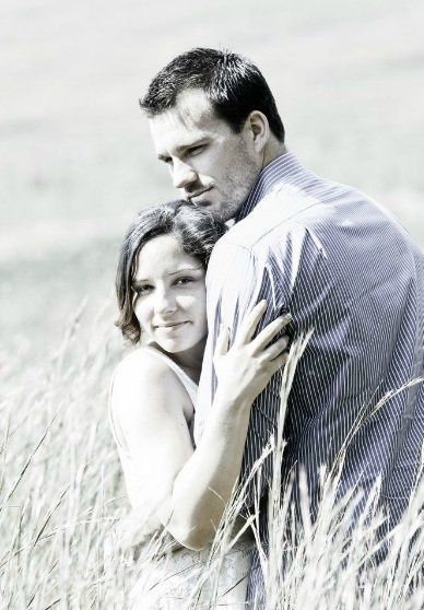 ENGAGEMENT PICS--PIC HEAVY