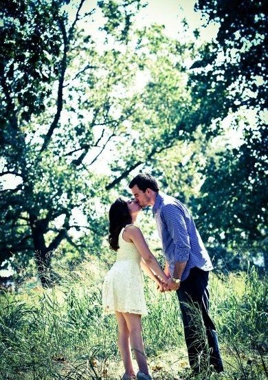 ENGAGEMENT PICS--PIC HEAVY