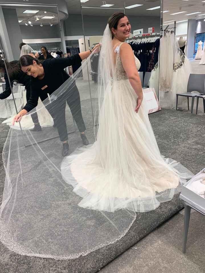 Ivory dress with champagne veil - 2