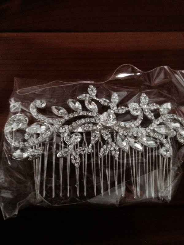 Help with hair piece please