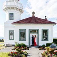 What season did you take engagement pics?