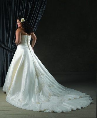 Plus size brides you're help is needed