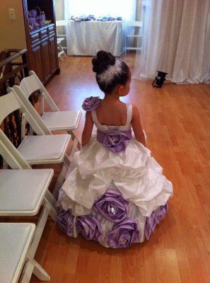 Most beautiful flowergirl dress EVER........ (pics)