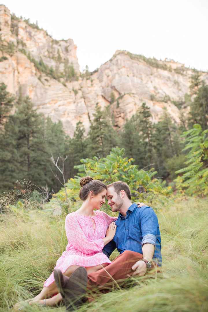 Engagement photo outfits - 1