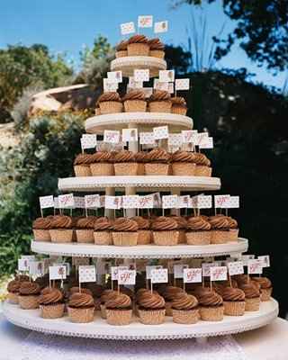 Festive cupcakes/Cake