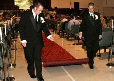 Is Anyone Going To Use An Aisle Runner?