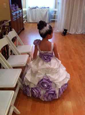 Most beautiful flowergirl dress EVER........ (pics)