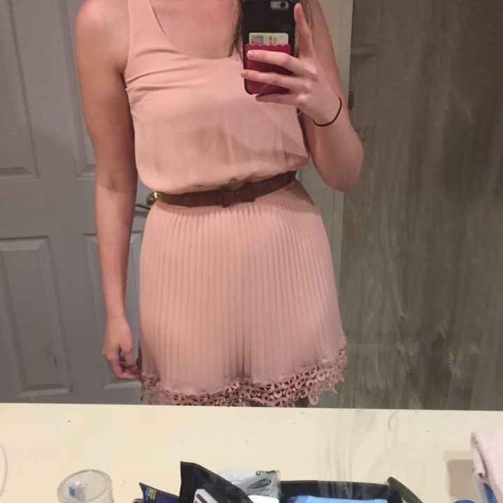 Engagement photo outfit