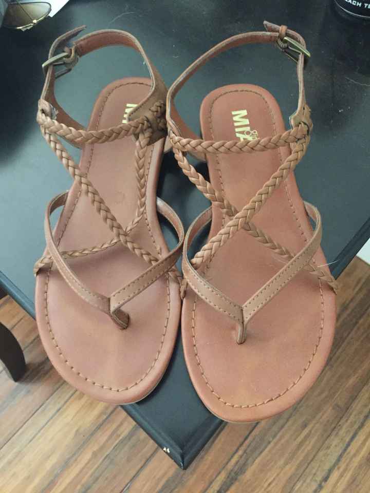 Engagement photo outfit