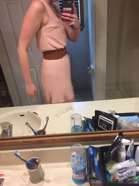 Engagement photo outfit