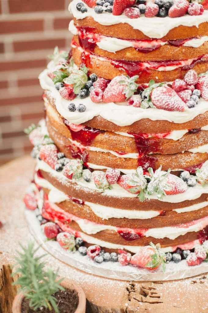 Naked cakes