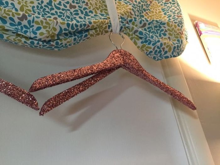 Who is using glitter as a color?!