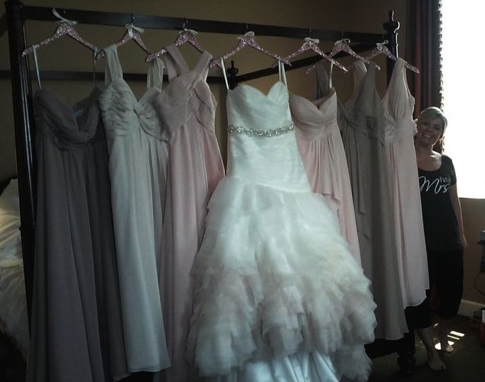 Show off your dress!!