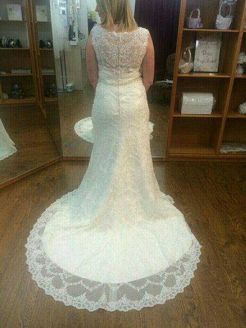Serious wedding dress regret