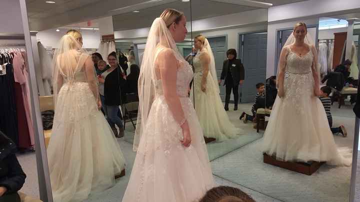 Would it be weird to have 2 veils?